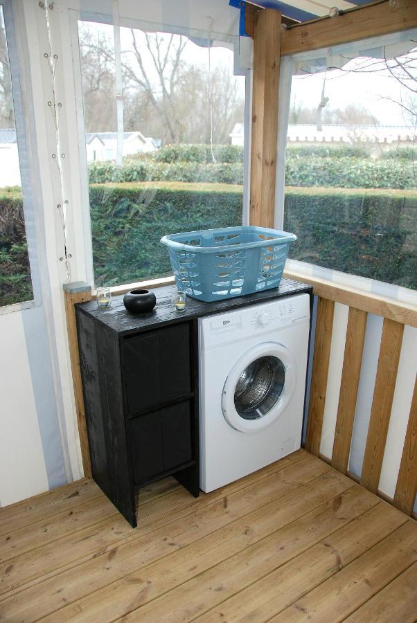 Mobilhome 2Ch Climatise-Terrasse Fermee-4 Velos-Camping 4 Etoiles Les Charmettes Les Mathes Zewnętrze zdjęcie