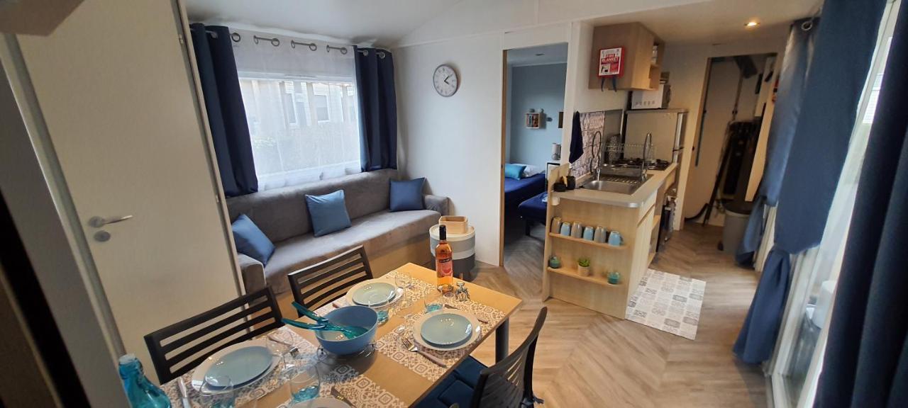 Mobilhome 2Ch Climatise-Terrasse Fermee-4 Velos-Camping 4 Etoiles Les Charmettes Les Mathes Zewnętrze zdjęcie